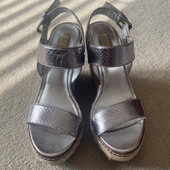 Ralph Lauren Serana Wedges - Picture 7 of 16